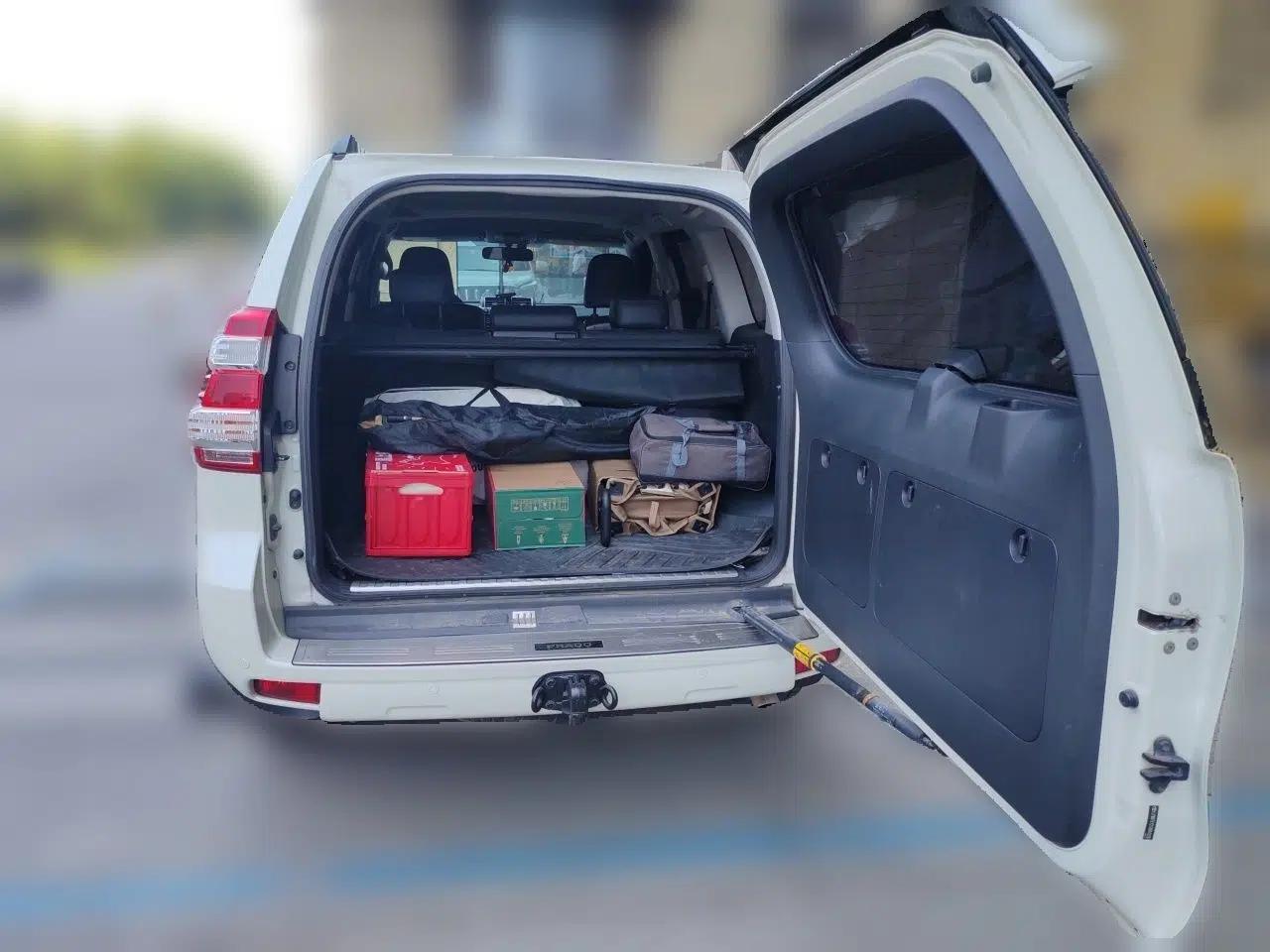 Toyota Prado 2016 2.7L Automatic Standard Edition — миниатюра 19