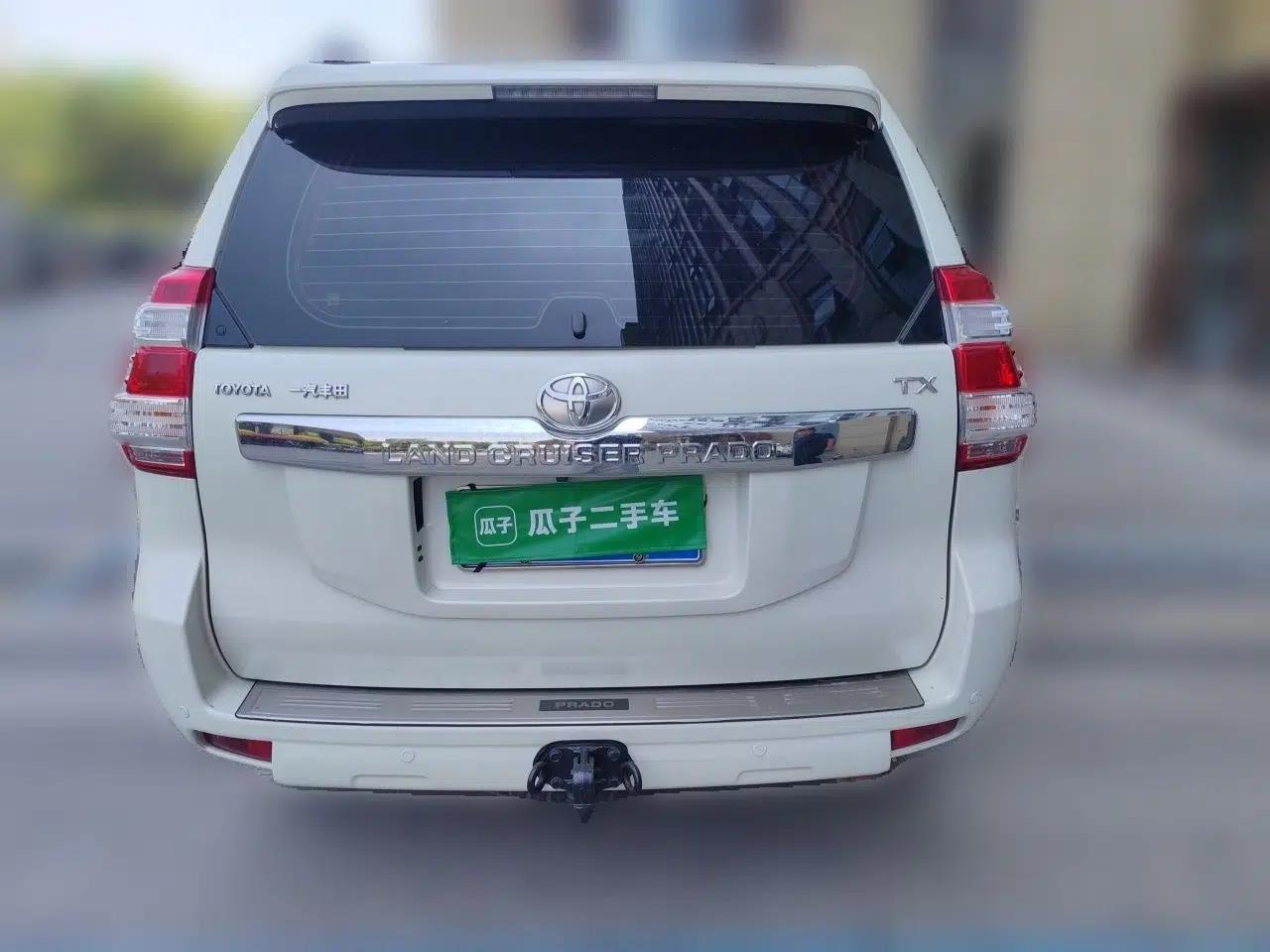 Toyota Prado 2016 2.7L Automatic Standard Edition — миниатюра 5