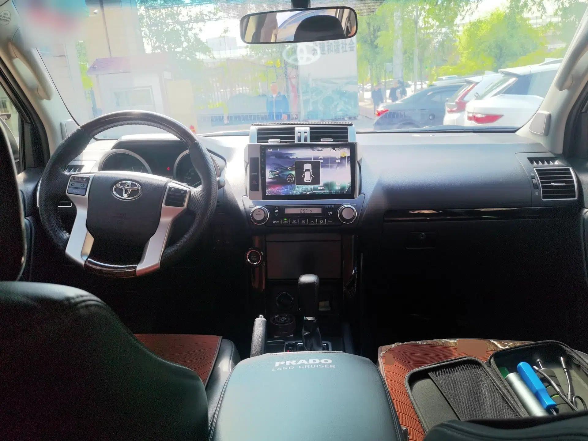 Toyota Prado 2016 2.7L Automatic Standard Edition — миниатюра 9