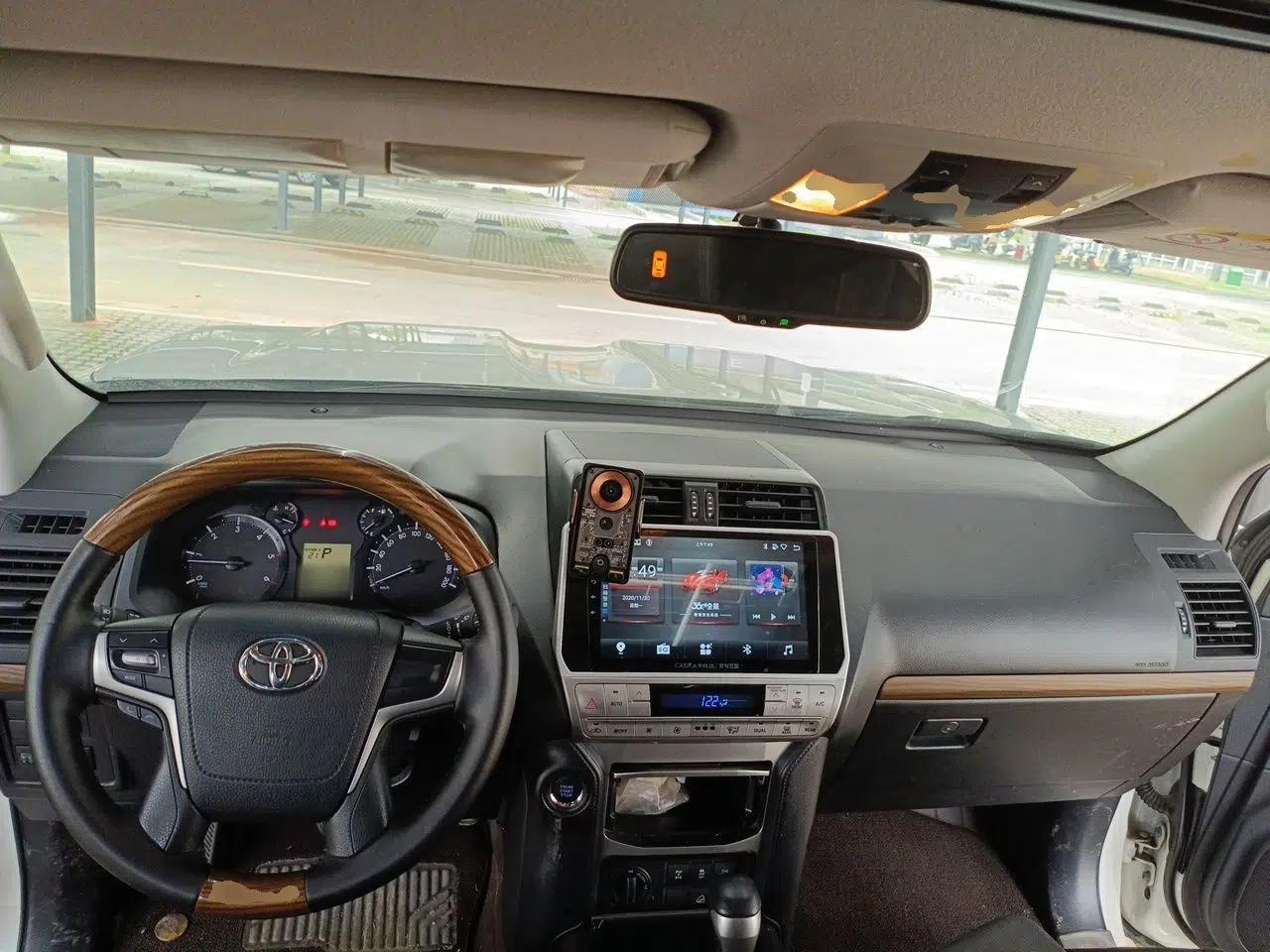 Toyota Prado — миниатюра 9