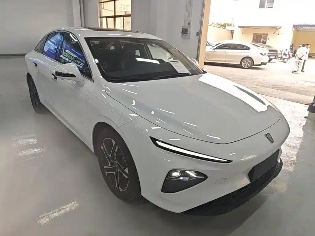 Roewe D7 2023 EV 510km Rear-Wheel Drive Excellence Edition — миниатюра 4