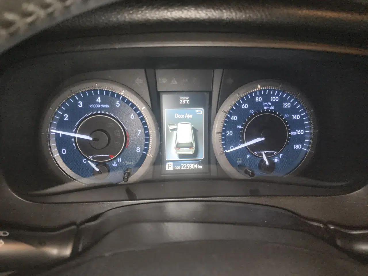 Toyota SIENNA — миниатюра 11