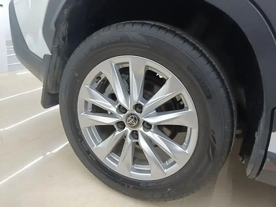 Toyota Corolla Cross 2023 2.0L Elite Edition — миниатюра 11