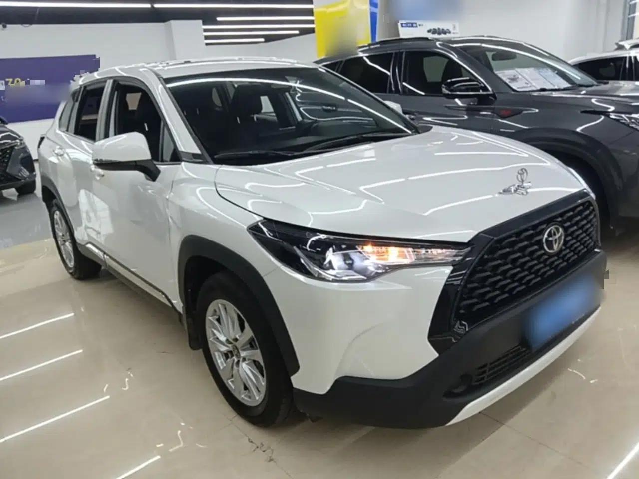Toyota Corolla Cross 2023 2.0L Elite Edition — миниатюра 3