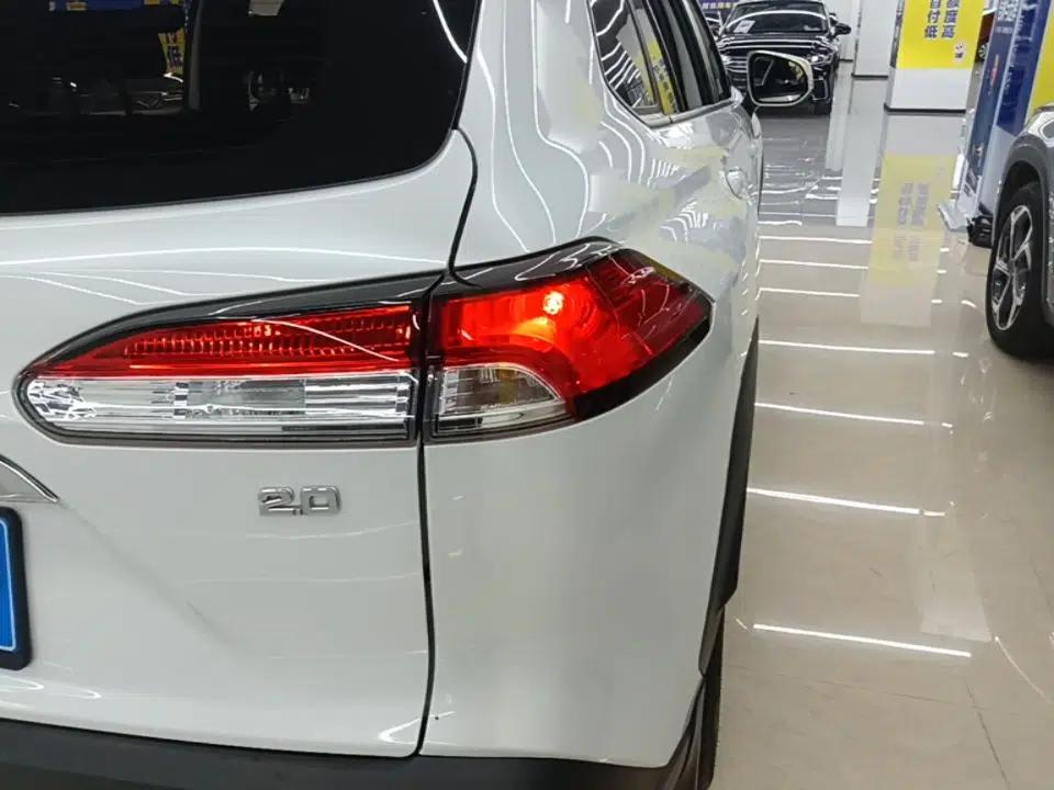 Toyota Corolla Cross 2023 2.0L Elite Edition — миниатюра 9