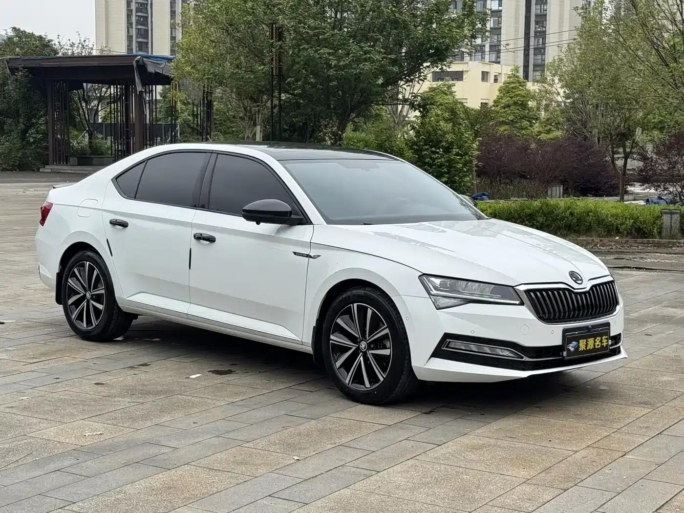 Superb 2024 TSI280 DSG Premium Edition — миниатюра 3