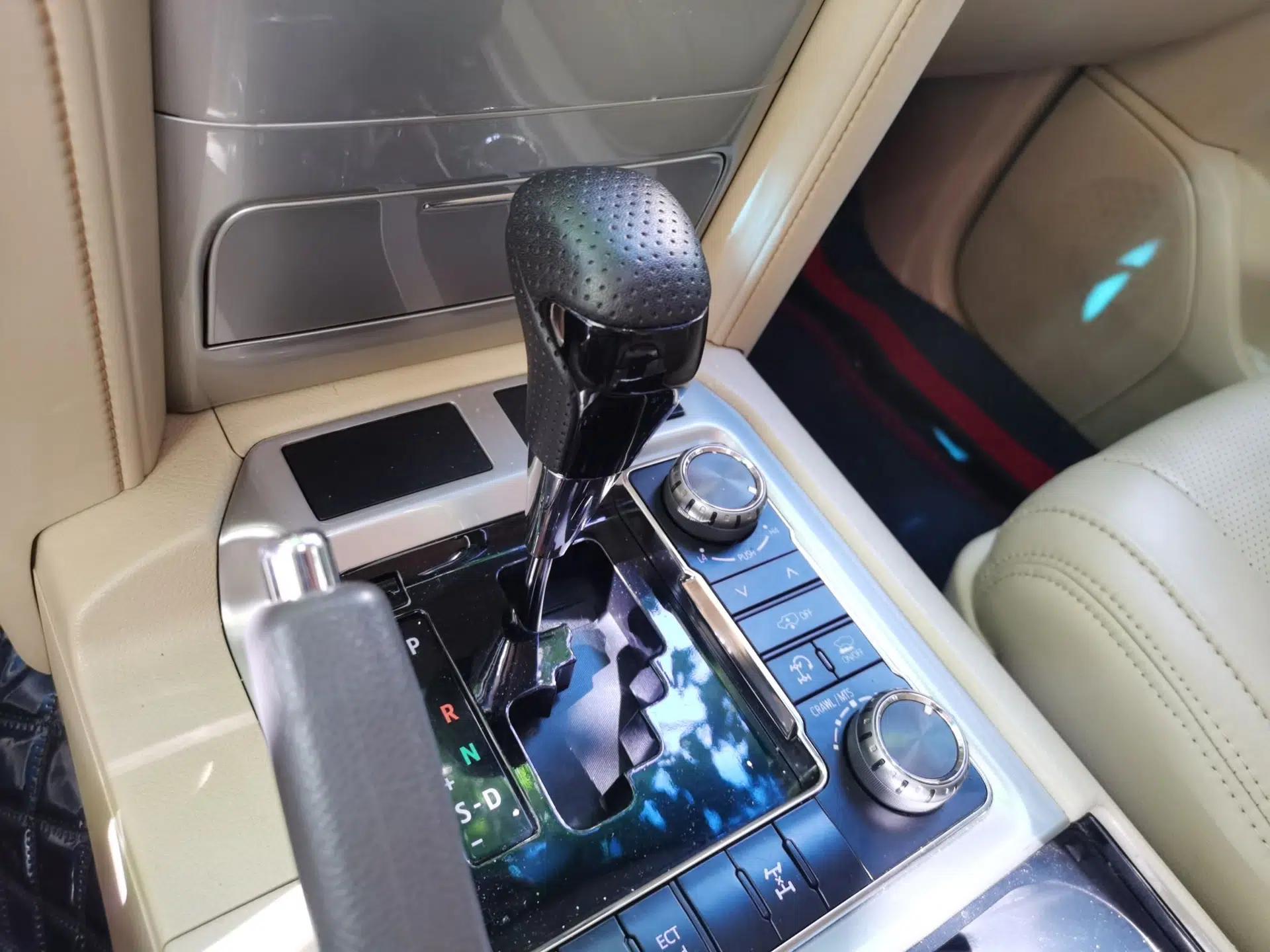 Toyota Land Cruiser — миниатюра 14