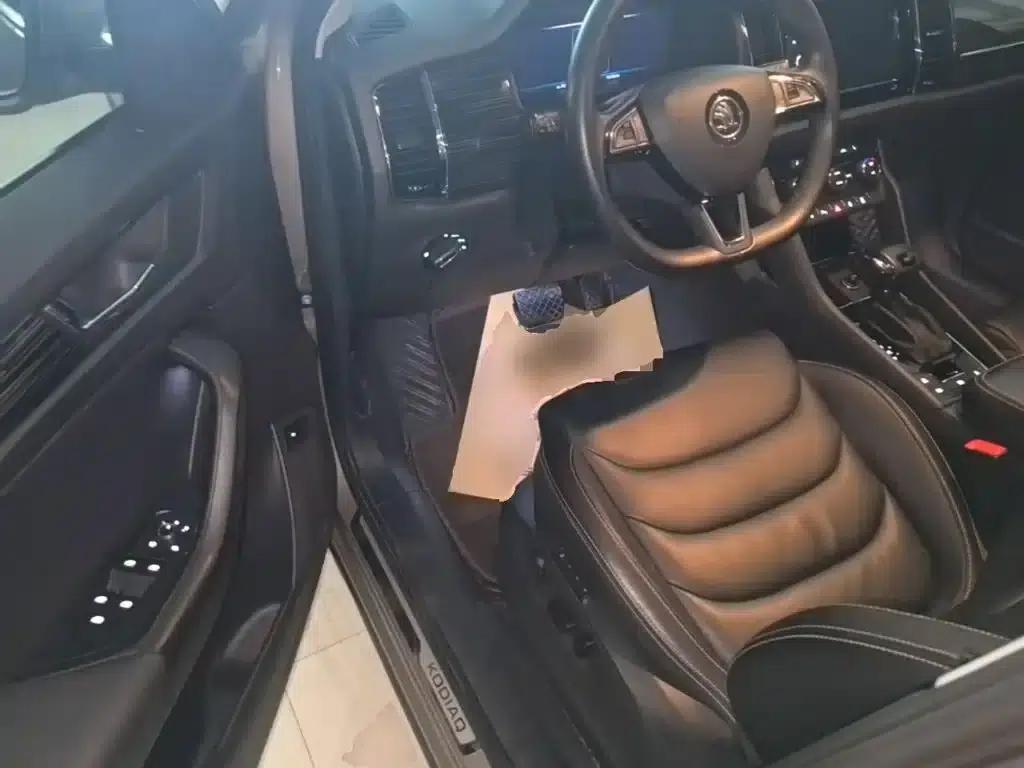 2020 Skoda Kodiaq TSI330 5-seater 2WD Luxury Edition — миниатюра 16
