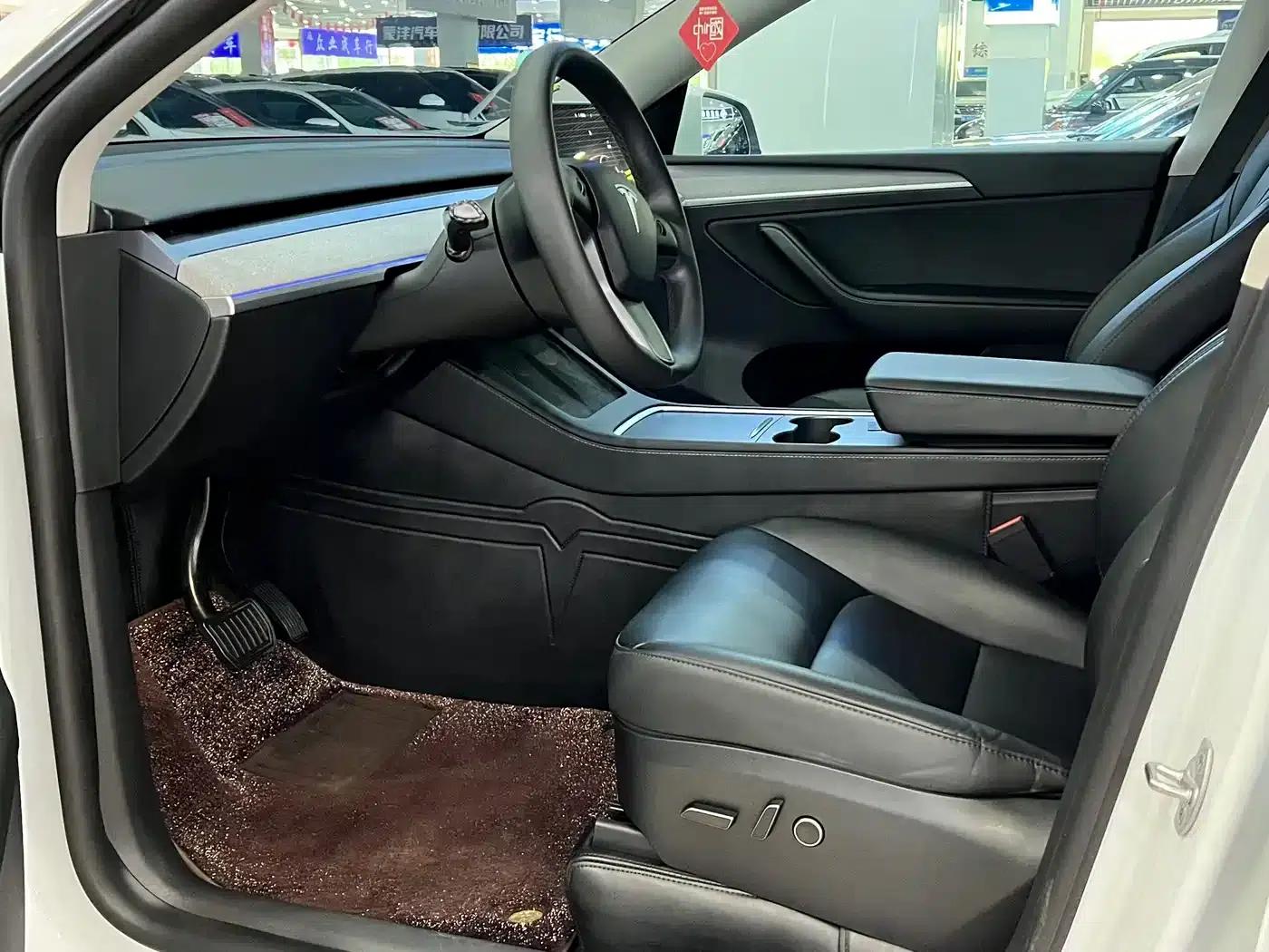 Model Y 2024 Long Range All-Wheel Drive — миниатюра 7
