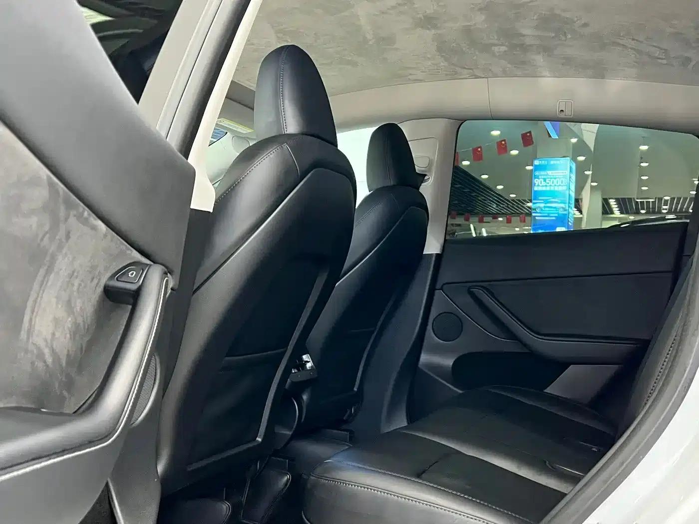 Model Y 2024 Long Range All-Wheel Drive — миниатюра 8