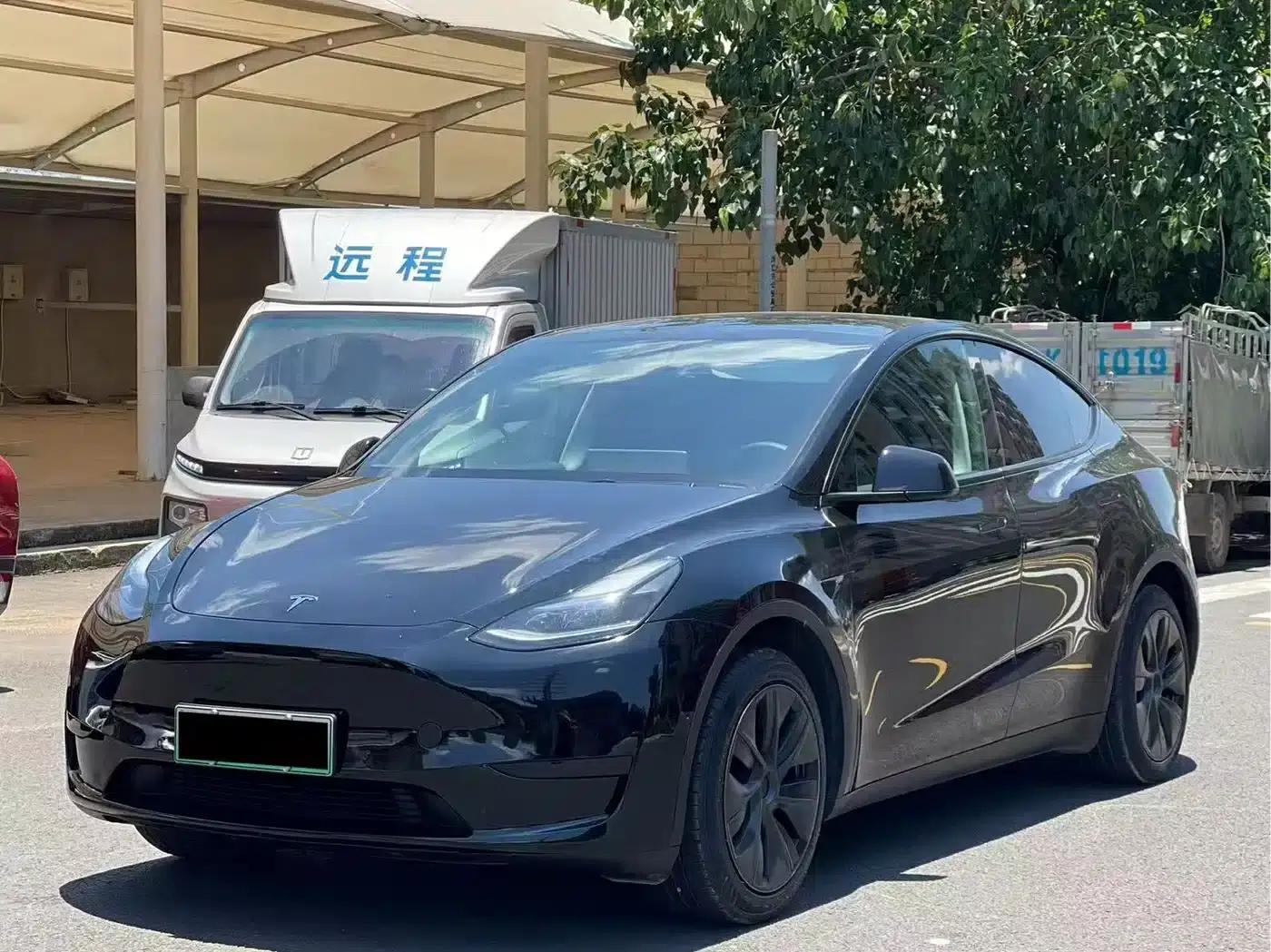 Model Y 2021 Standard Range Rear-Wheel Drive — миниатюра 1