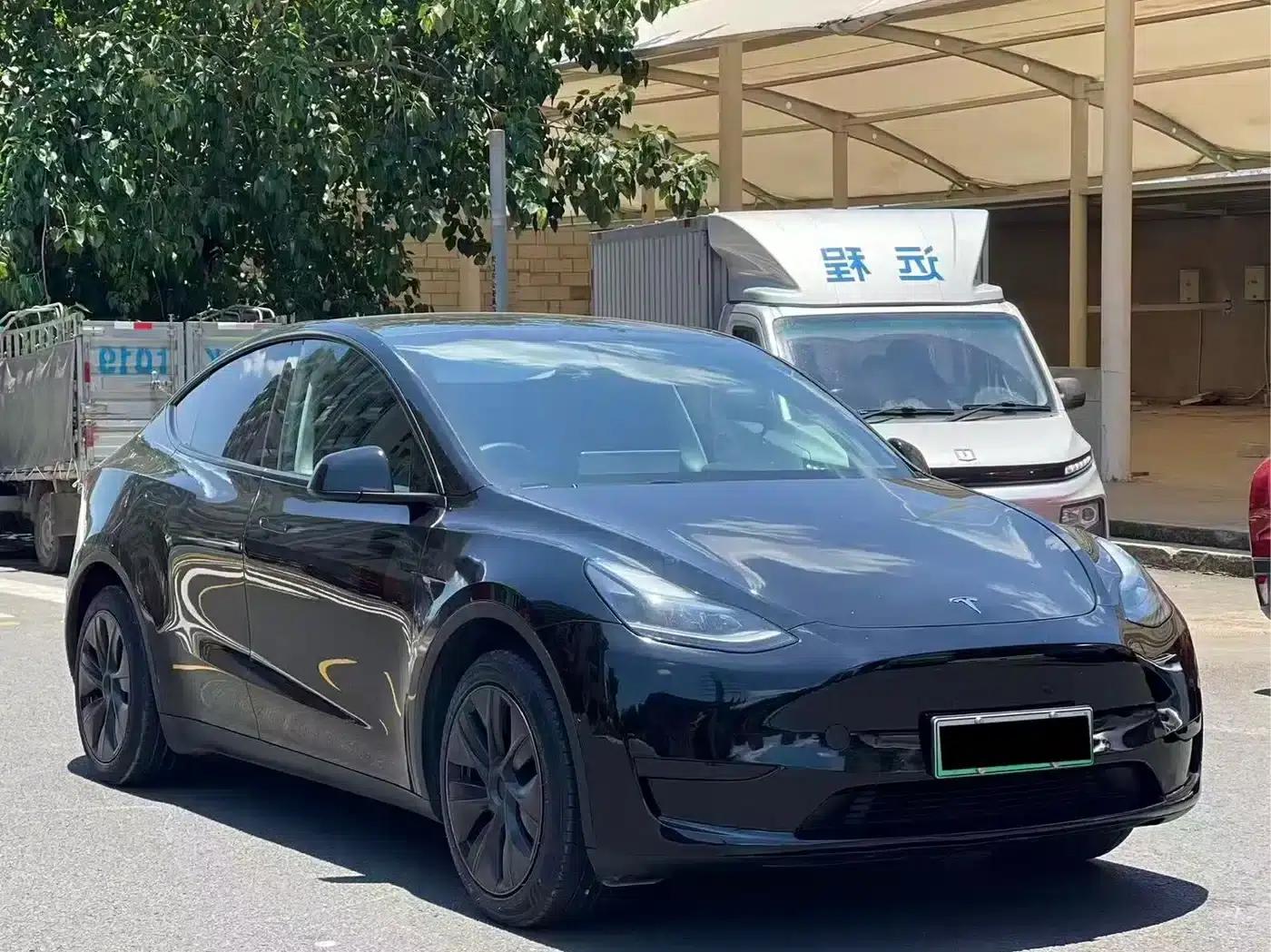 Model Y 2021 Standard Range Rear-Wheel Drive — миниатюра 3