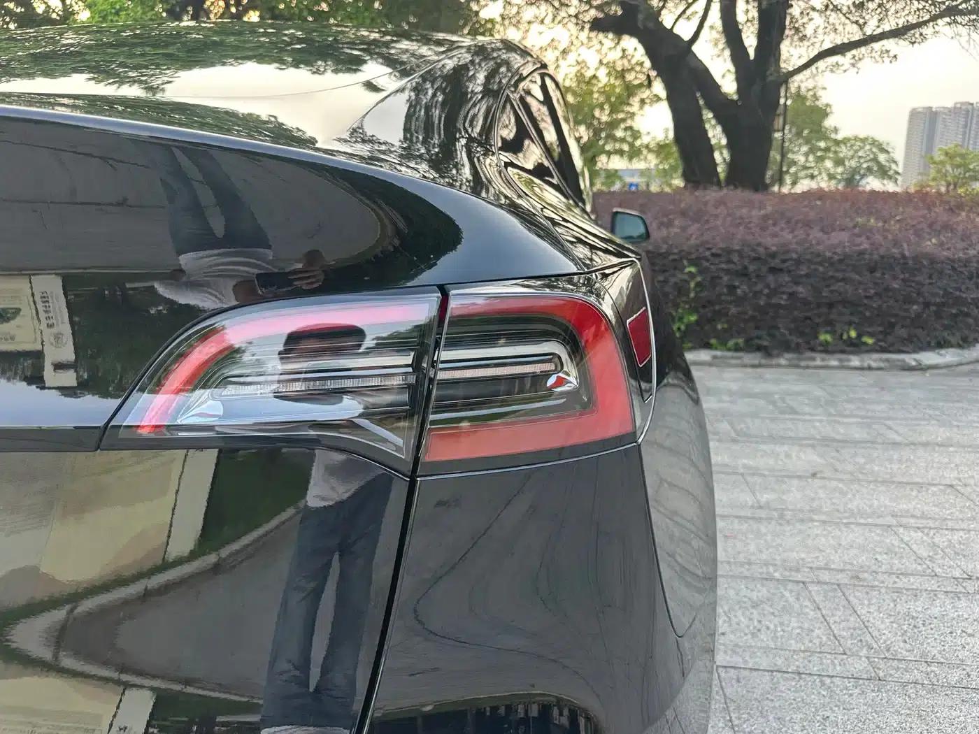 Model Y 2023 Long Range All-Wheel Drive — миниатюра 9