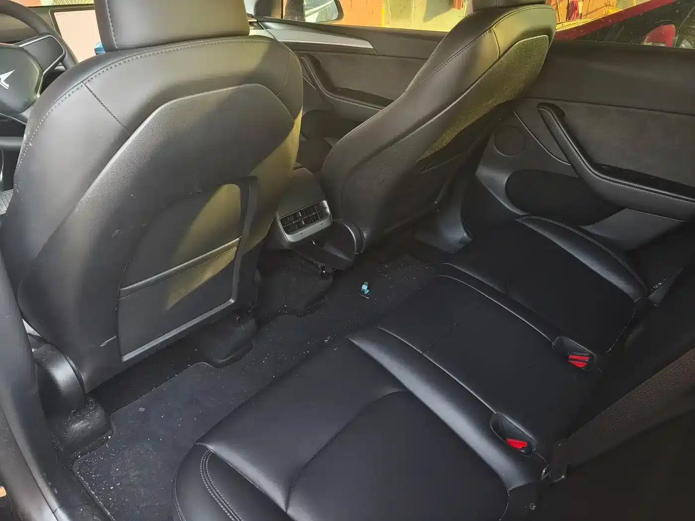 Model Y 2023 Rear-Wheel Drive — миниатюра 5