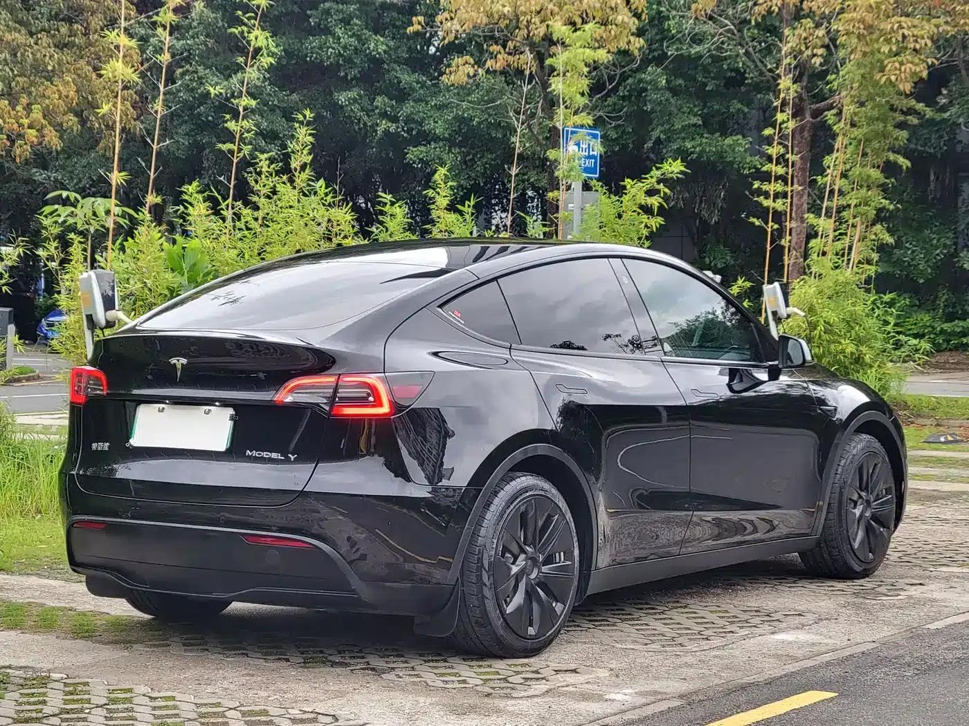 Model Y 2022 Facelift Rear-Wheel Drive Version — миниатюра 14