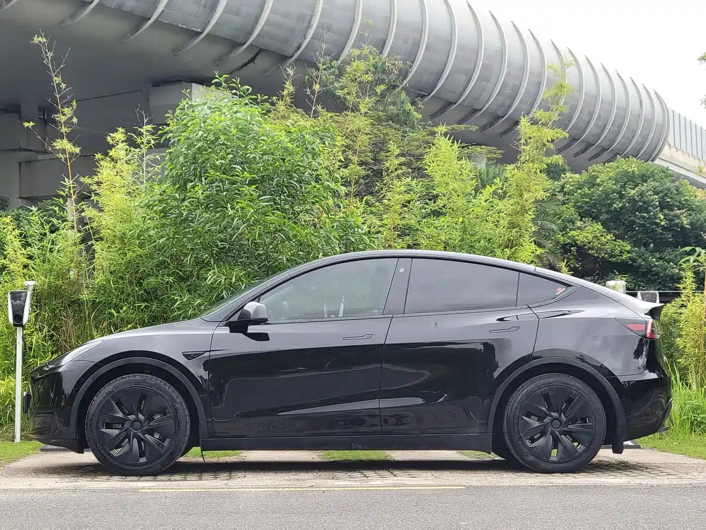 Model Y 2022 Facelift Rear-Wheel Drive Version — миниатюра 7