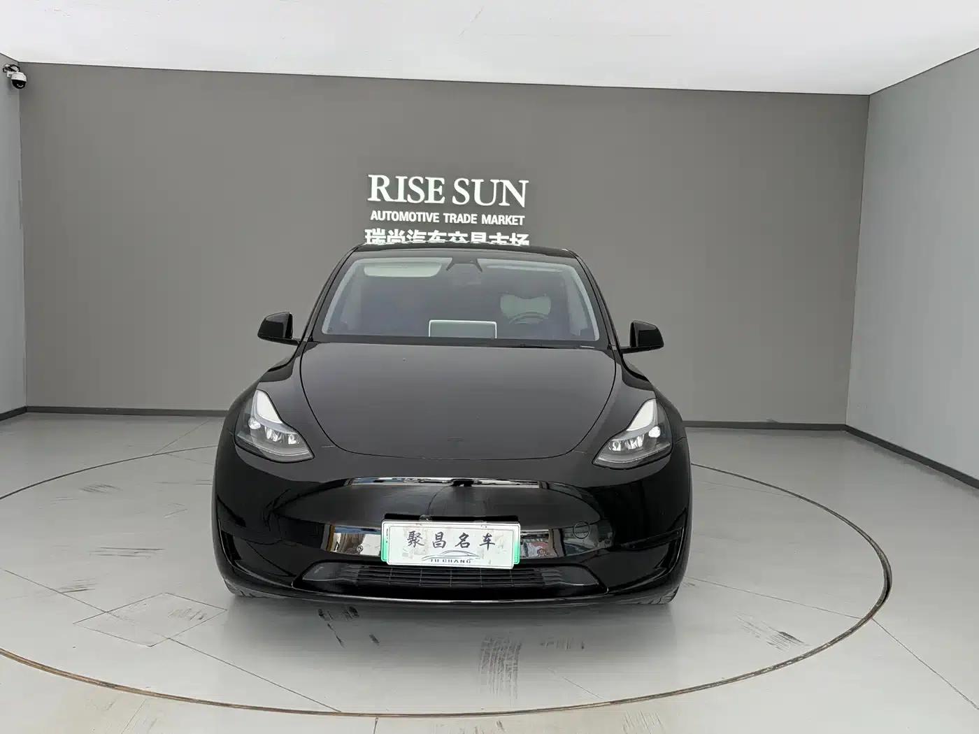 Model Y 2022 Facelift Rear-Wheel Drive Version — миниатюра 2