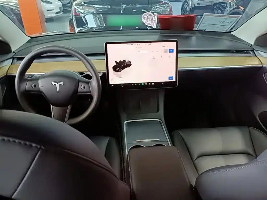 Model 3 2022 Rear-Wheel Drive — миниатюра 10