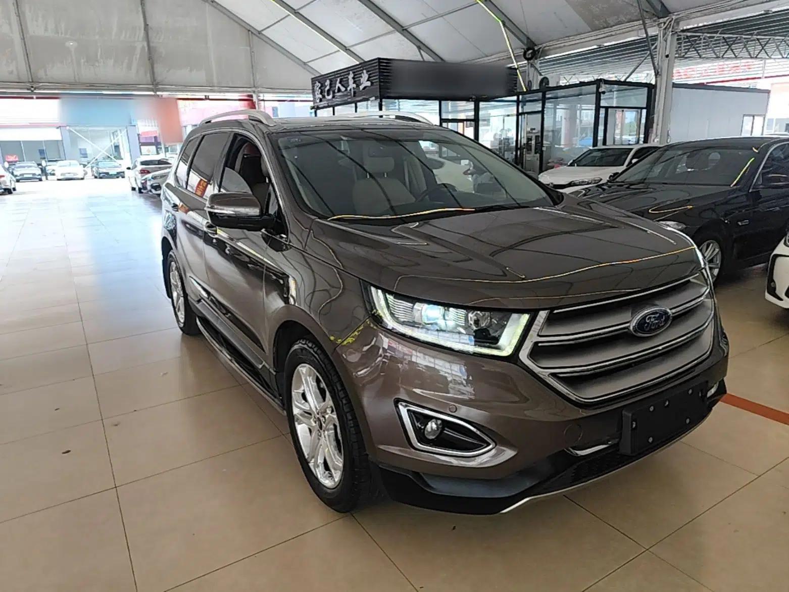 Ford Edge 2015 2.0T GTDi Two-Wheel-Drive High-Line Version — миниатюра 3
