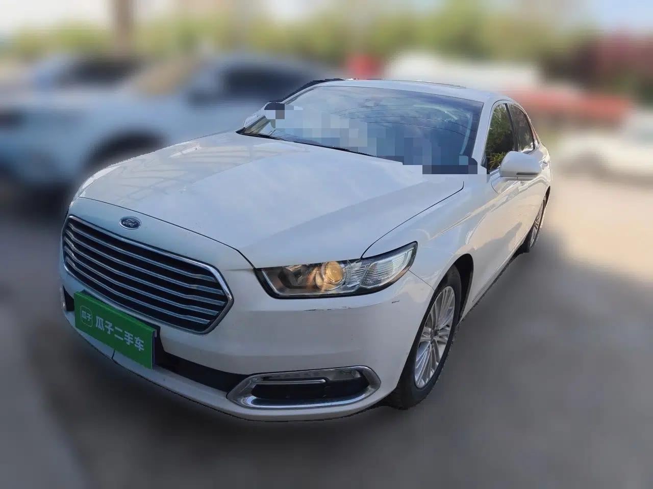 Ford Taurus 2017 EcoBoost 245 Fashion Edition — миниатюра 1