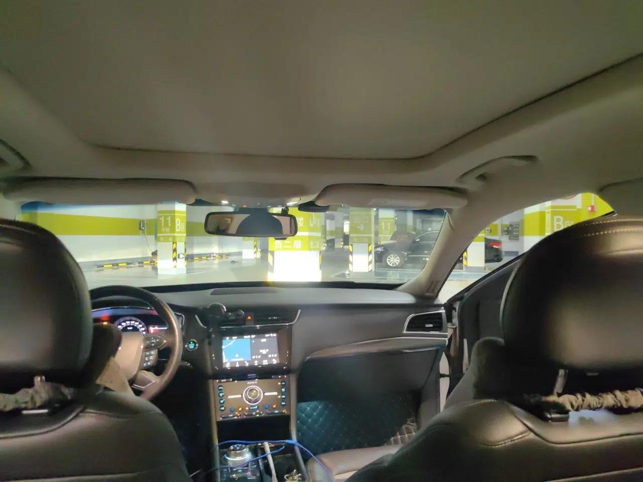 Ford Taurus 2017 EcoBoost 245 Luxury Model — миниатюра 18