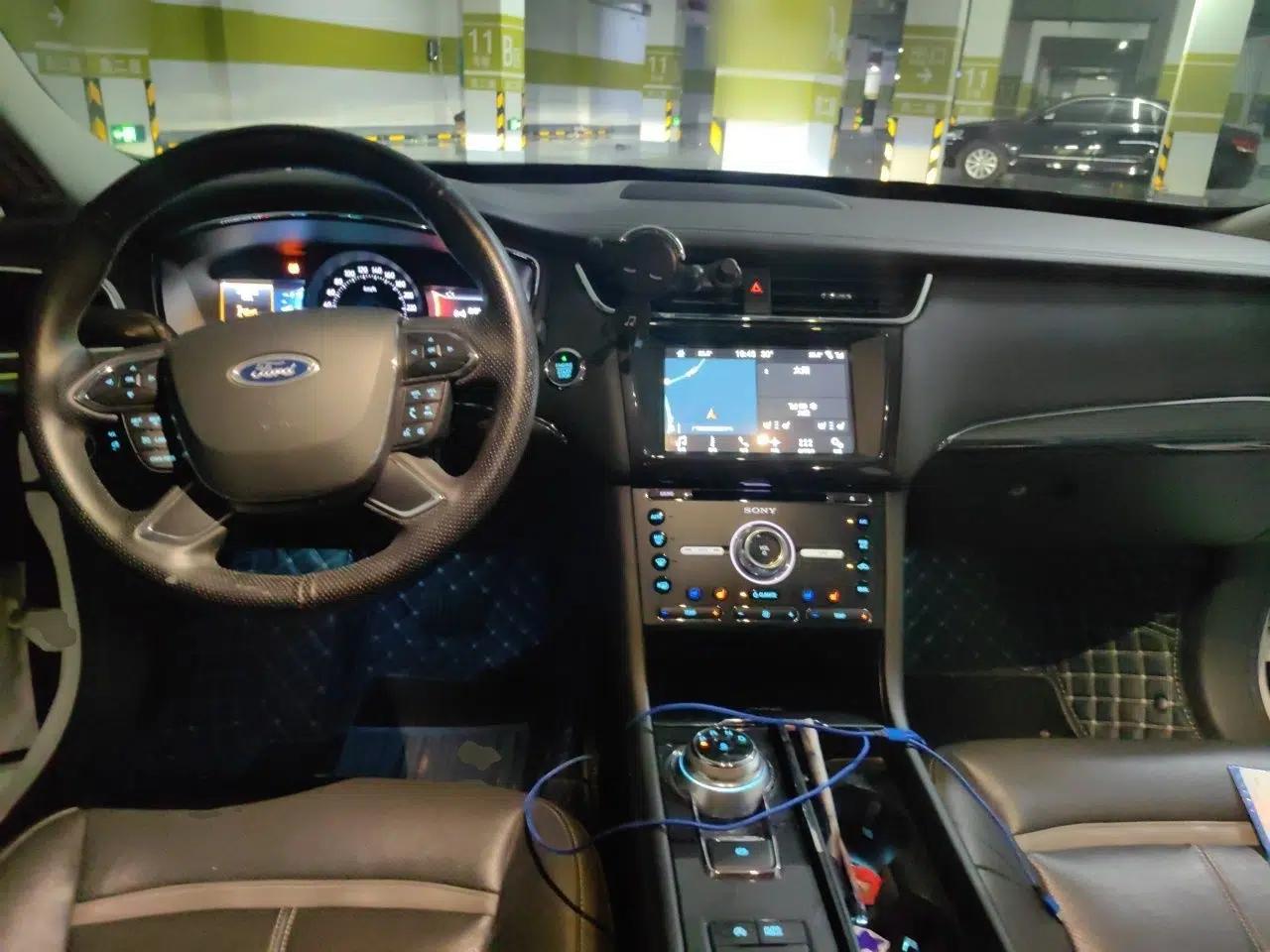 Ford Taurus 2017 EcoBoost 245 Luxury Model — миниатюра 9