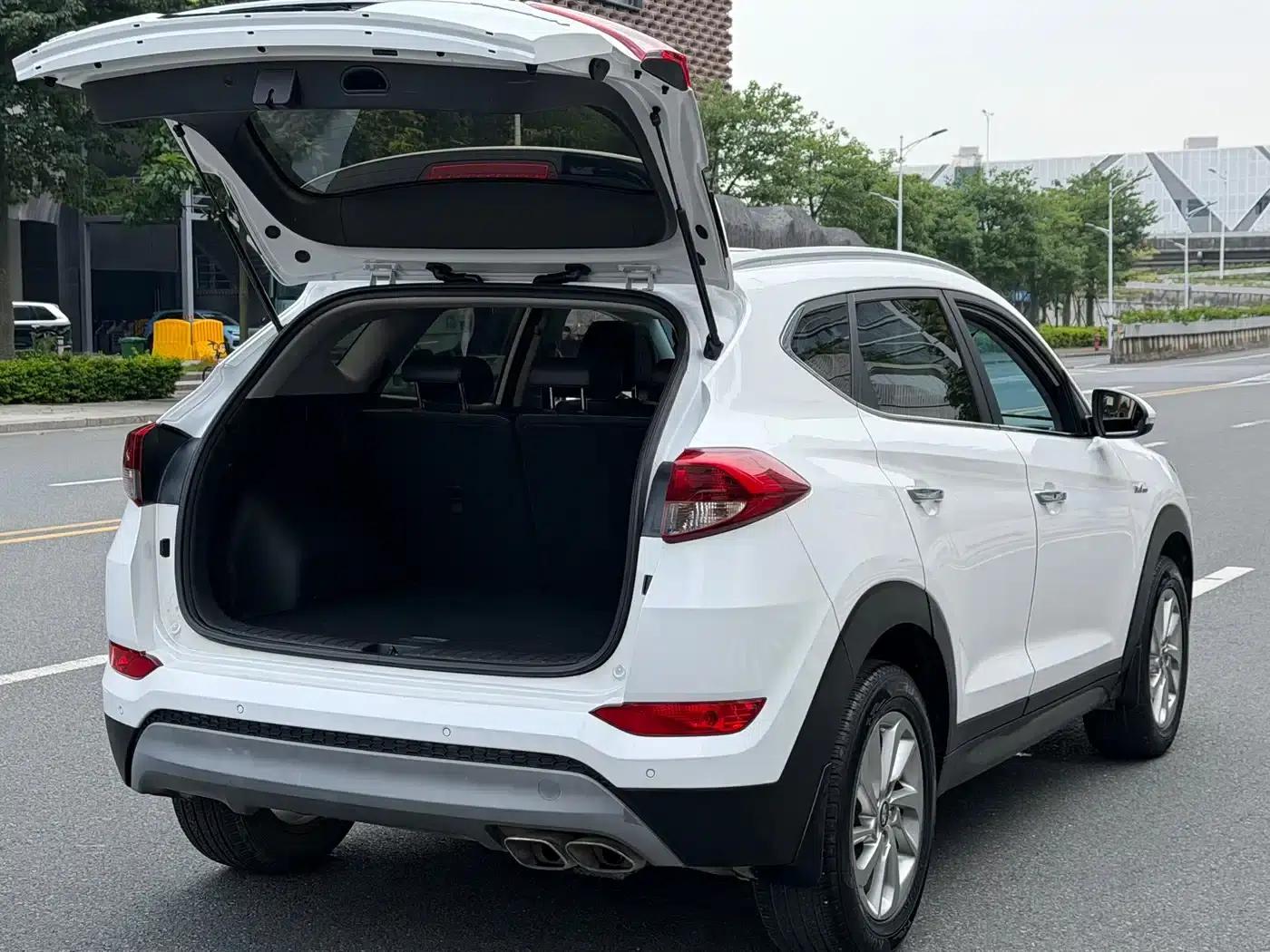 Tucson 2015 1.6T Dual-Clutch Two-Wheel Drive Intelligent Model — миниатюра 13