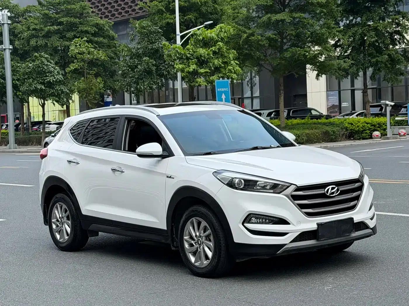 Tucson 2015 1.6T Dual-Clutch Two-Wheel Drive Intelligent Model — миниатюра 3
