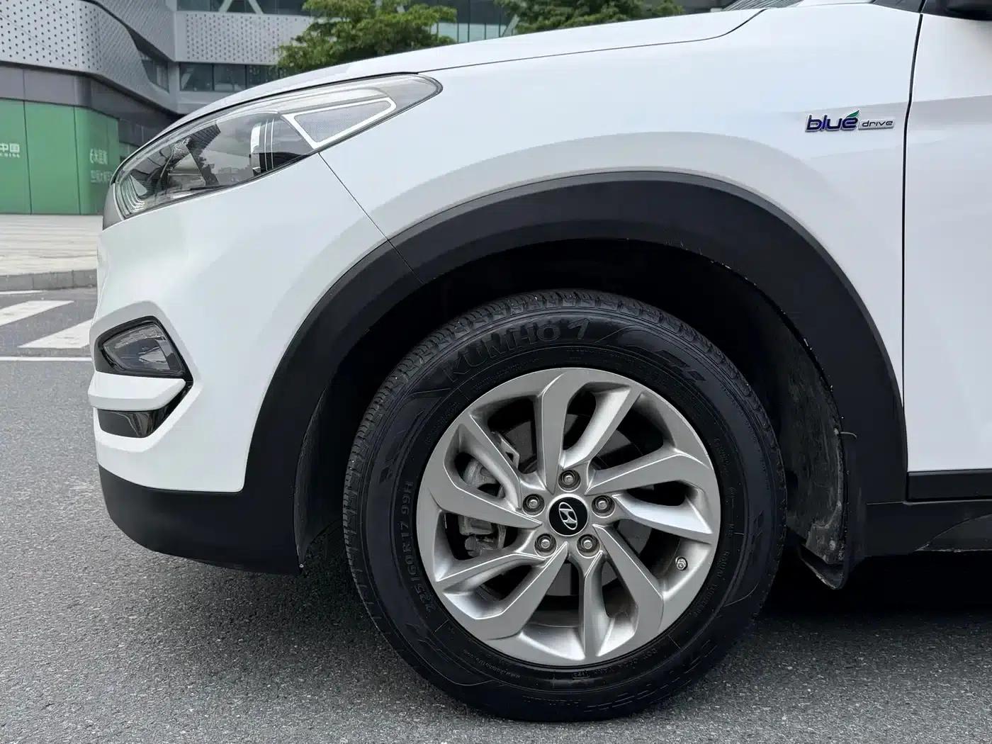 Tucson 2015 1.6T Dual-Clutch Two-Wheel Drive Intelligent Model — миниатюра 8