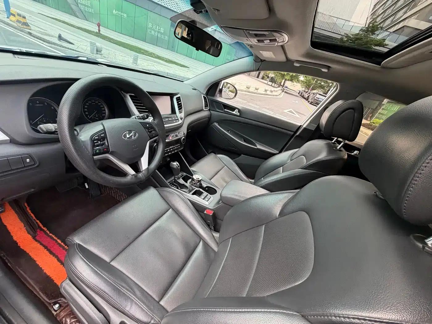 Tucson 2015 1.6T Dual-Clutch Two-Wheel Drive Intelligent Model — миниатюра 9