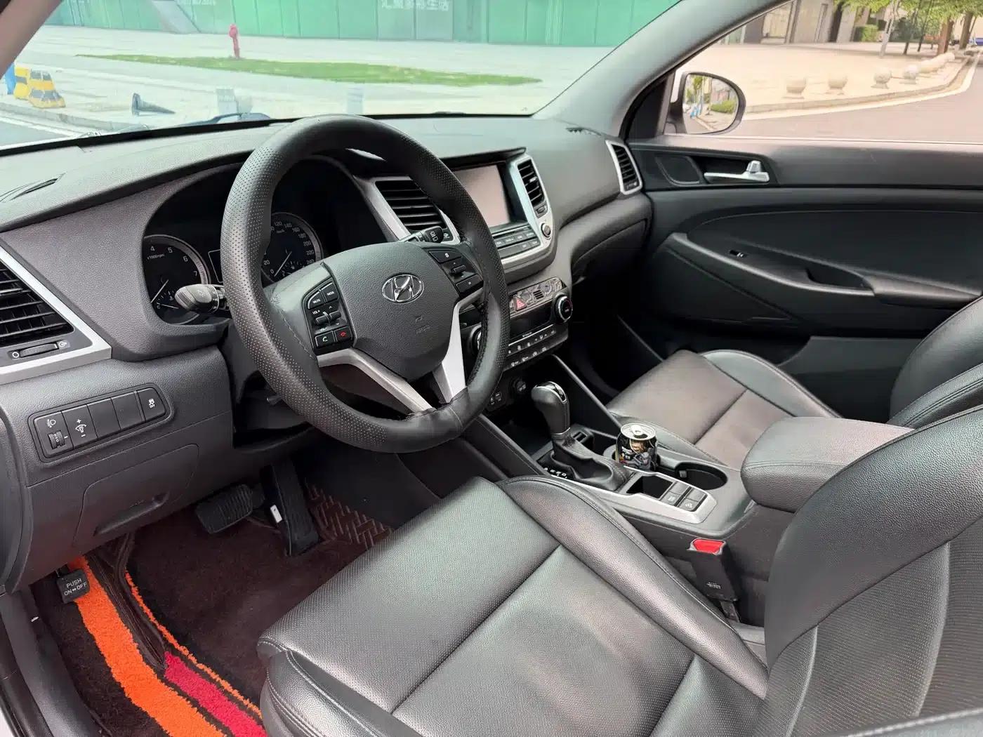 Tucson 2015 1.6T Dual-Clutch Two-Wheel Drive Intelligent Model — миниатюра 10