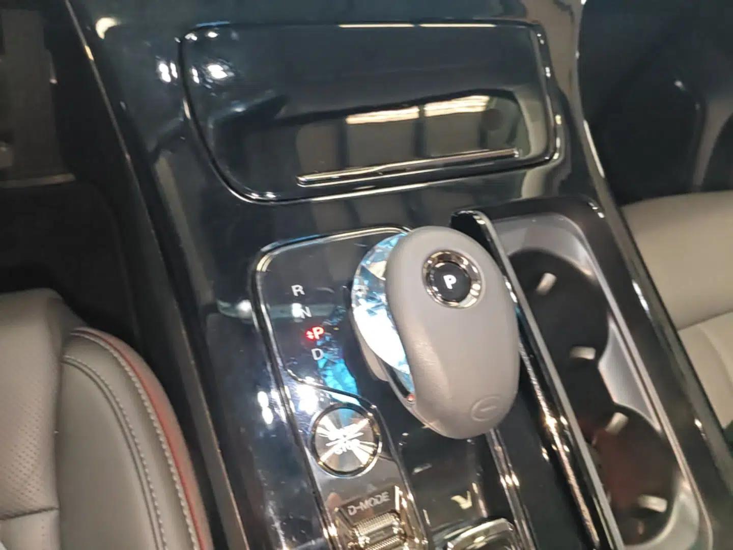 GAC Trumpchi E9 2023 E9 Master Model — миниатюра 21