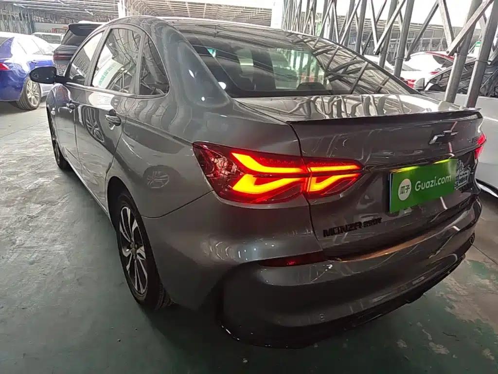 Chevrolet Cruze 2020 Mild Hybrid RS 330T Automatic Comfort Edition — миниатюра 5