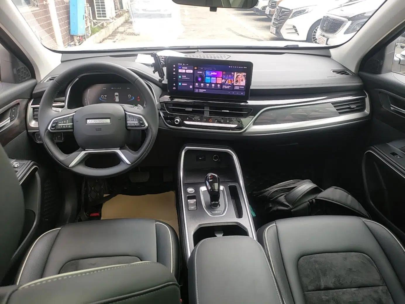 Haval H6 2023 National Trend Edition 1.5T Automatic Champion Version — миниатюра 17