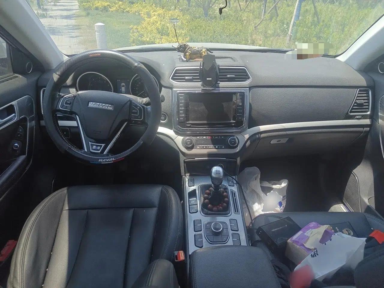 Haval H6 Coupe 2015 Blue Label 2.0T Manual Two-Wheel-Drive Elite Model — миниатюра 9