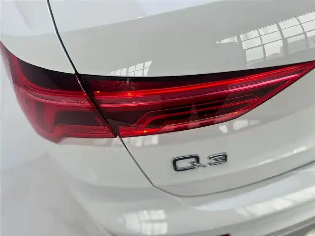 Audi Q3 2023 35 TFSI Progressive Dynamic (1.5T) — миниатюра 14