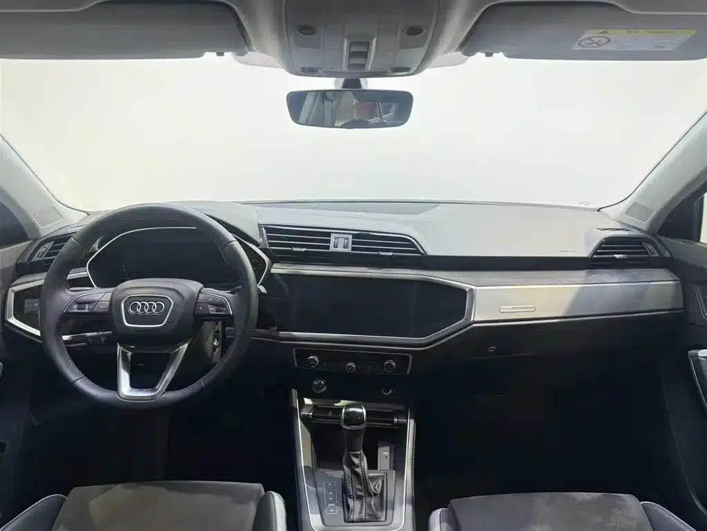 Audi Q3 2023 35 TFSI Progressive Dynamic (1.5T) — миниатюра 7