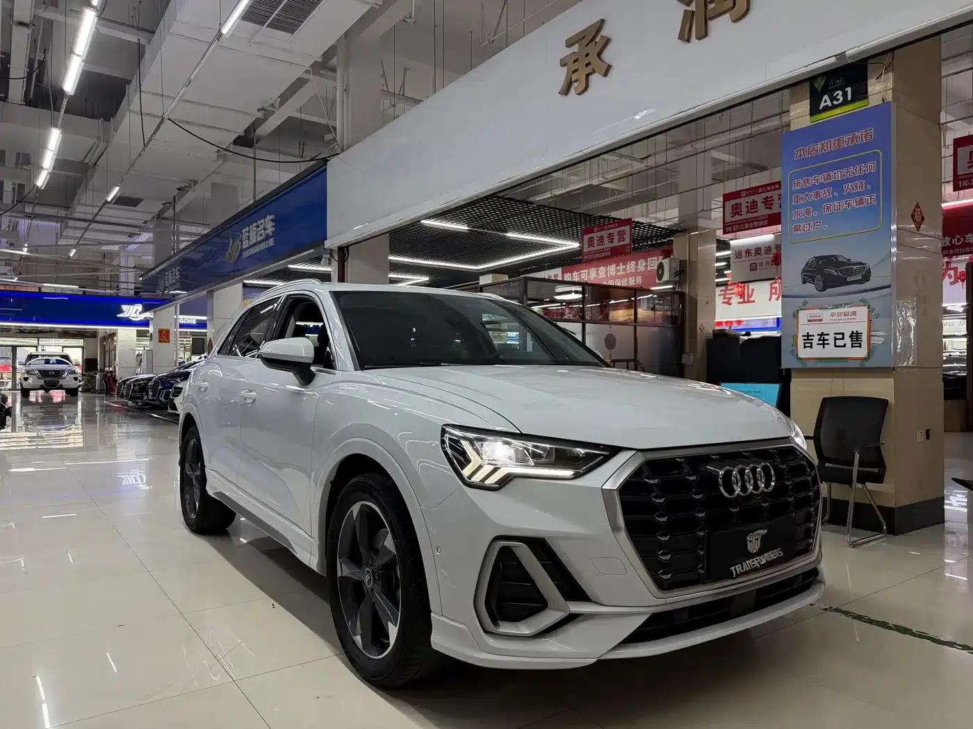 Audi Q3 2023 35 TFSI Fashion Dynamic (1.4T) — миниатюра 2