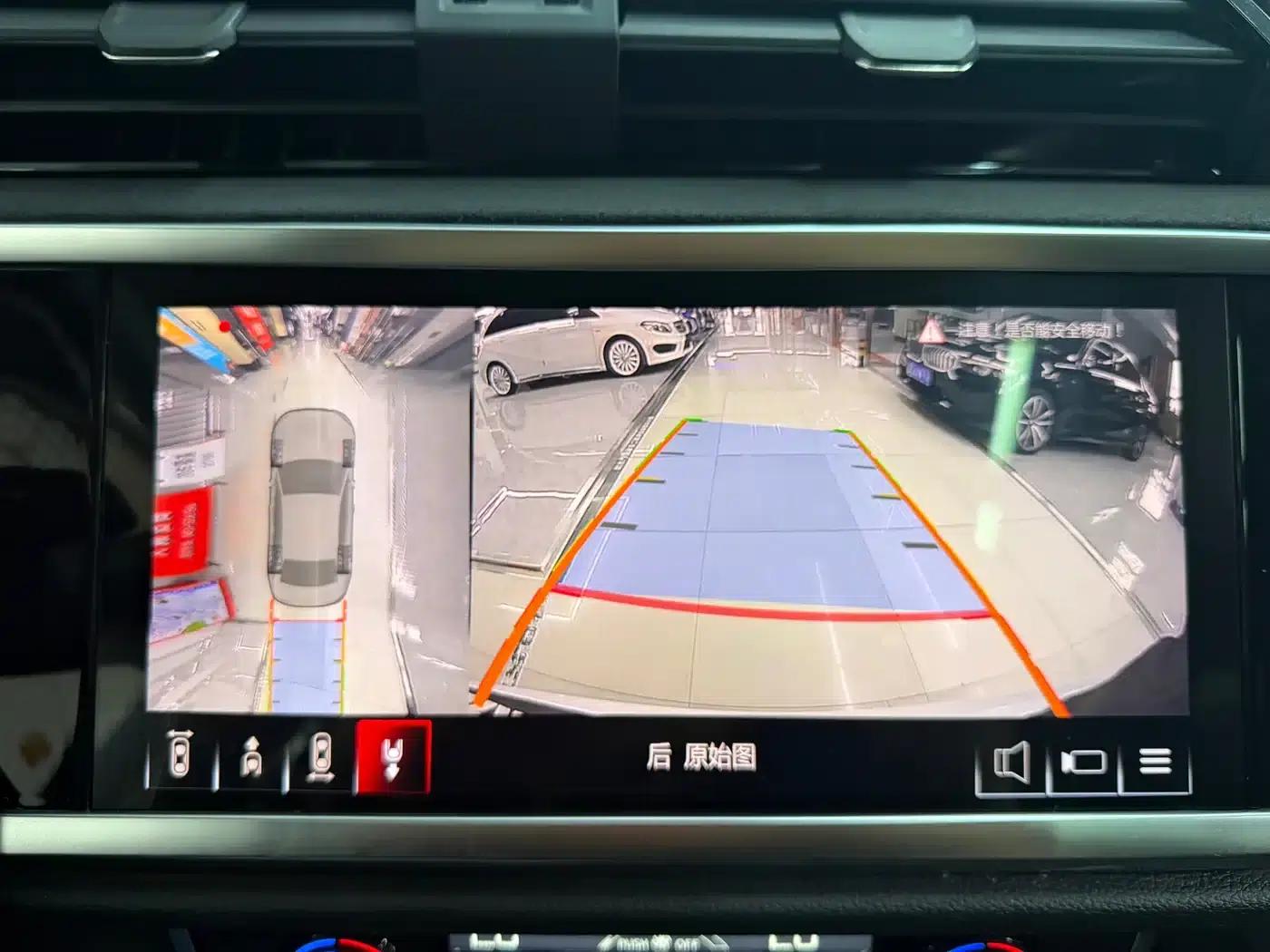 Audi Q3 2023 35 TFSI Fashion Dynamic (1.4T) — миниатюра 18
