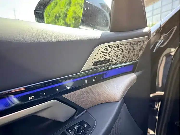 BMW 5 Series 2024 530Li Luxury Package — миниатюра 3
