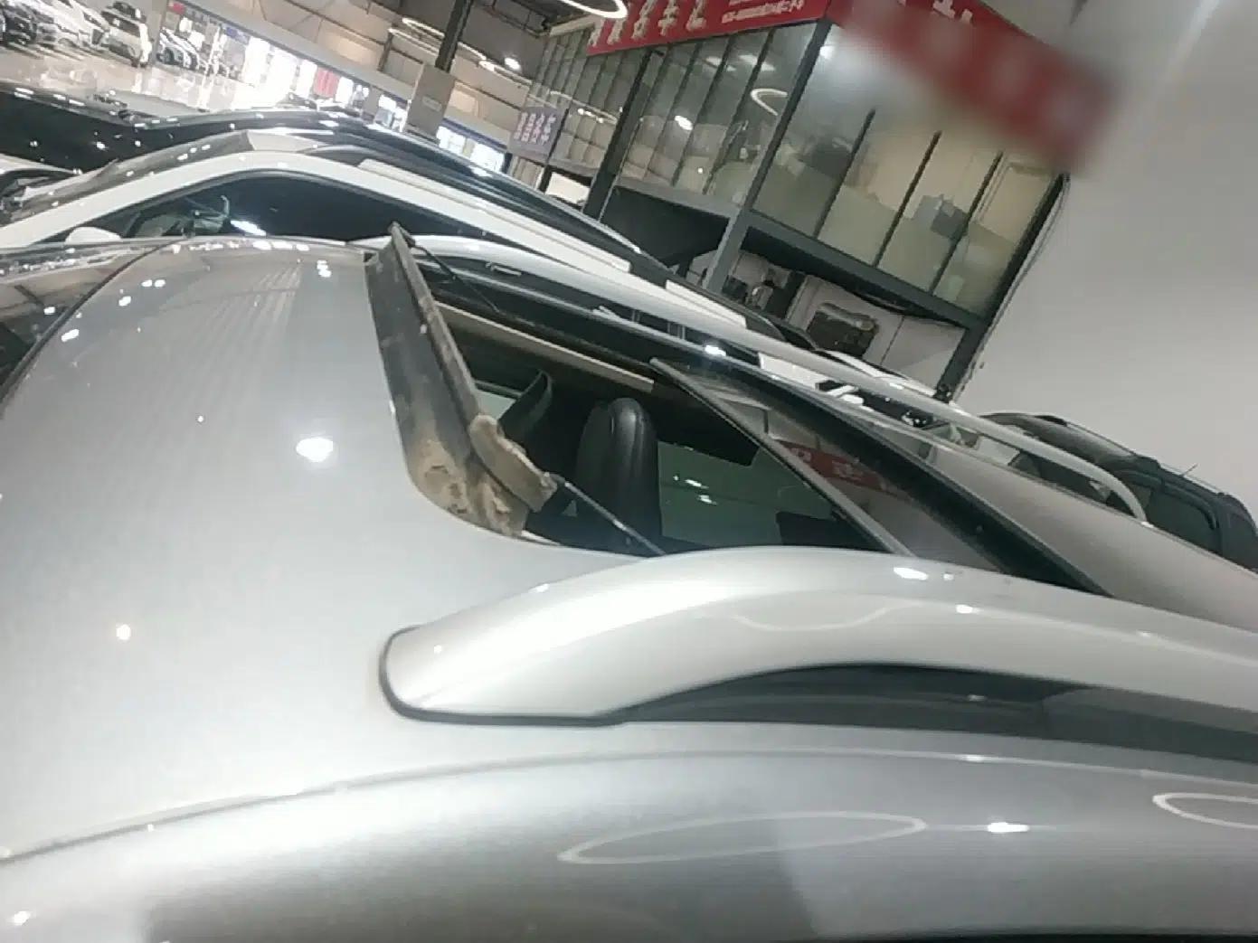 Jeep Cherokee 2014 2.4L Luxury Edition — миниатюра 7