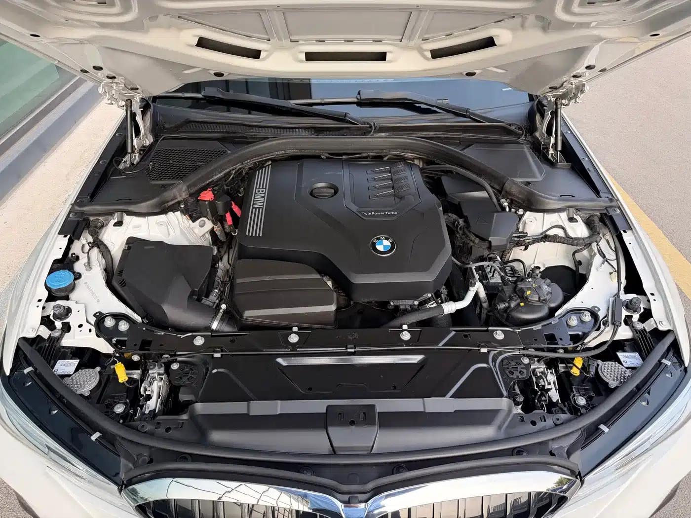 2021 BMW 3 Series 325Li M Sport Package — миниатюра 8