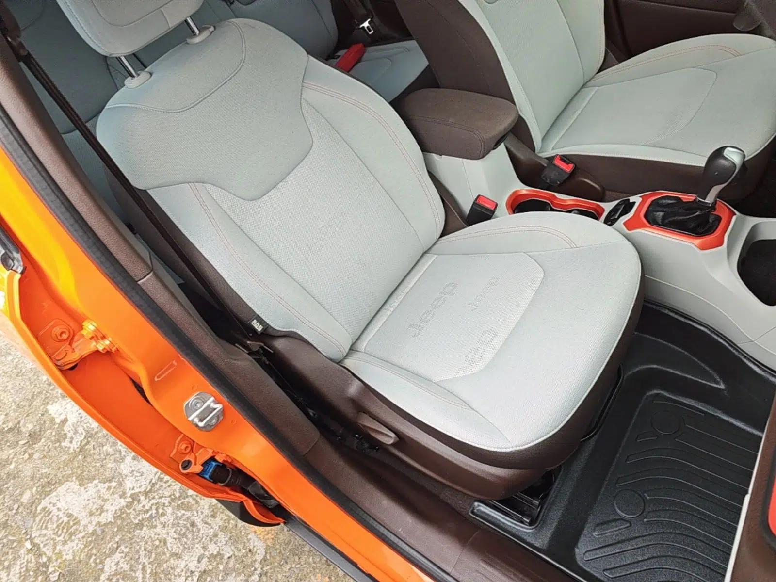 Jeep Renegade 2016 1.4T Automatic High-Energy Version — миниатюра 19