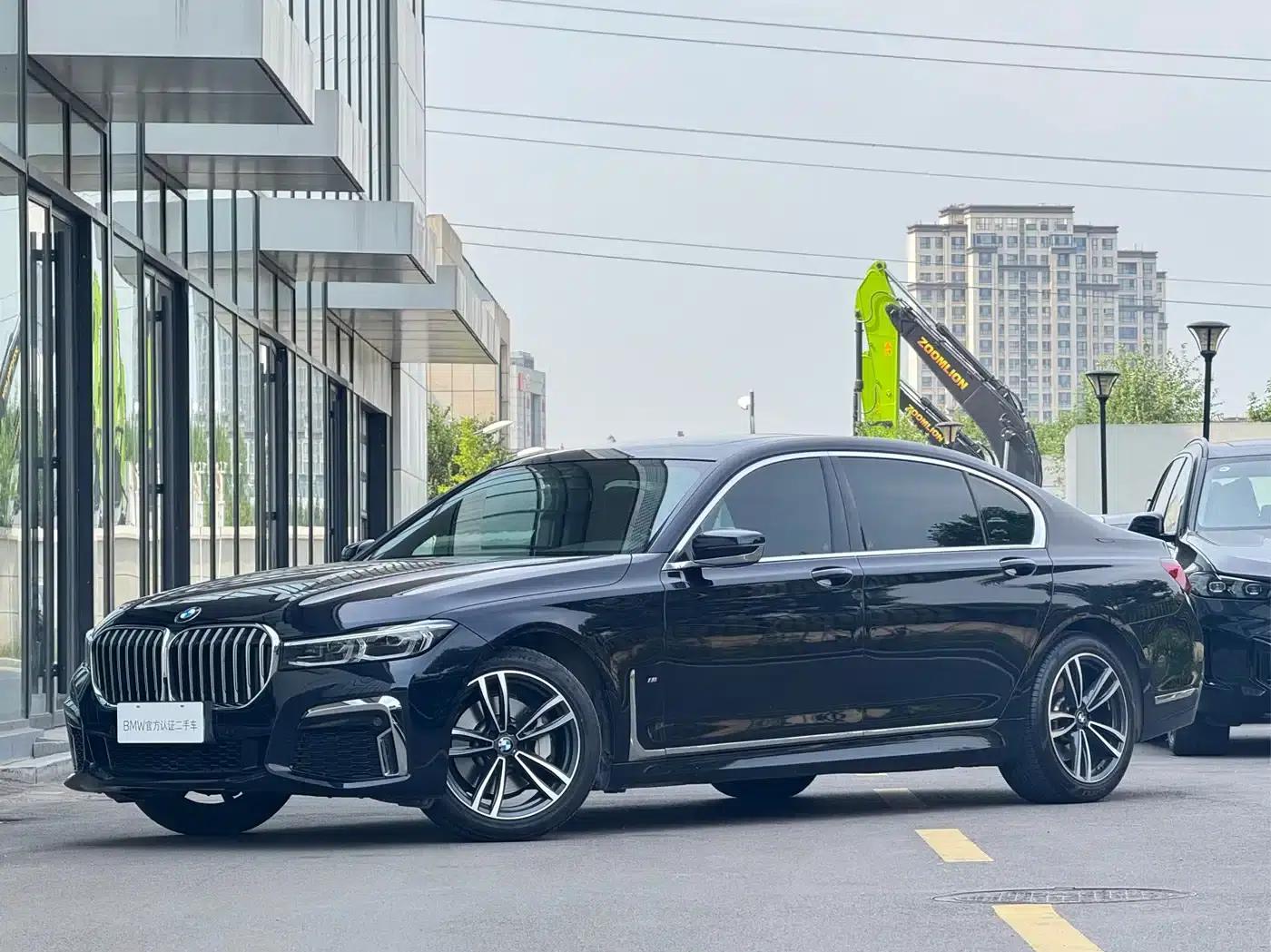 2019 BMW 7 Series Facelift 730Li M Sport Package — миниатюра 1