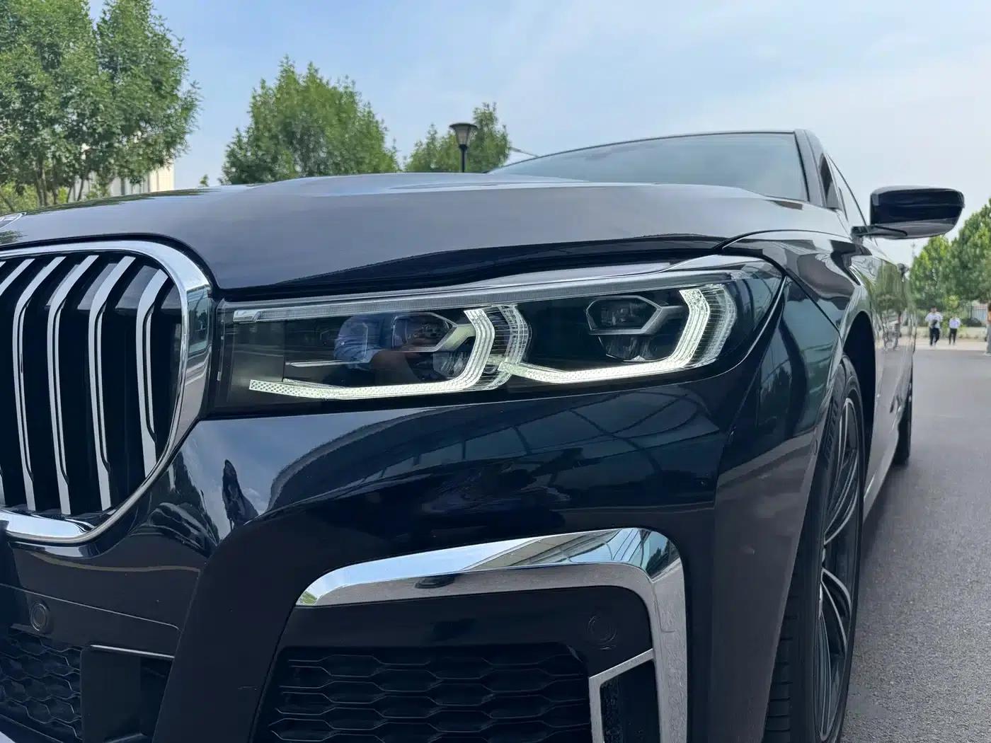 2019 BMW 7 Series Facelift 730Li M Sport Package — миниатюра 25