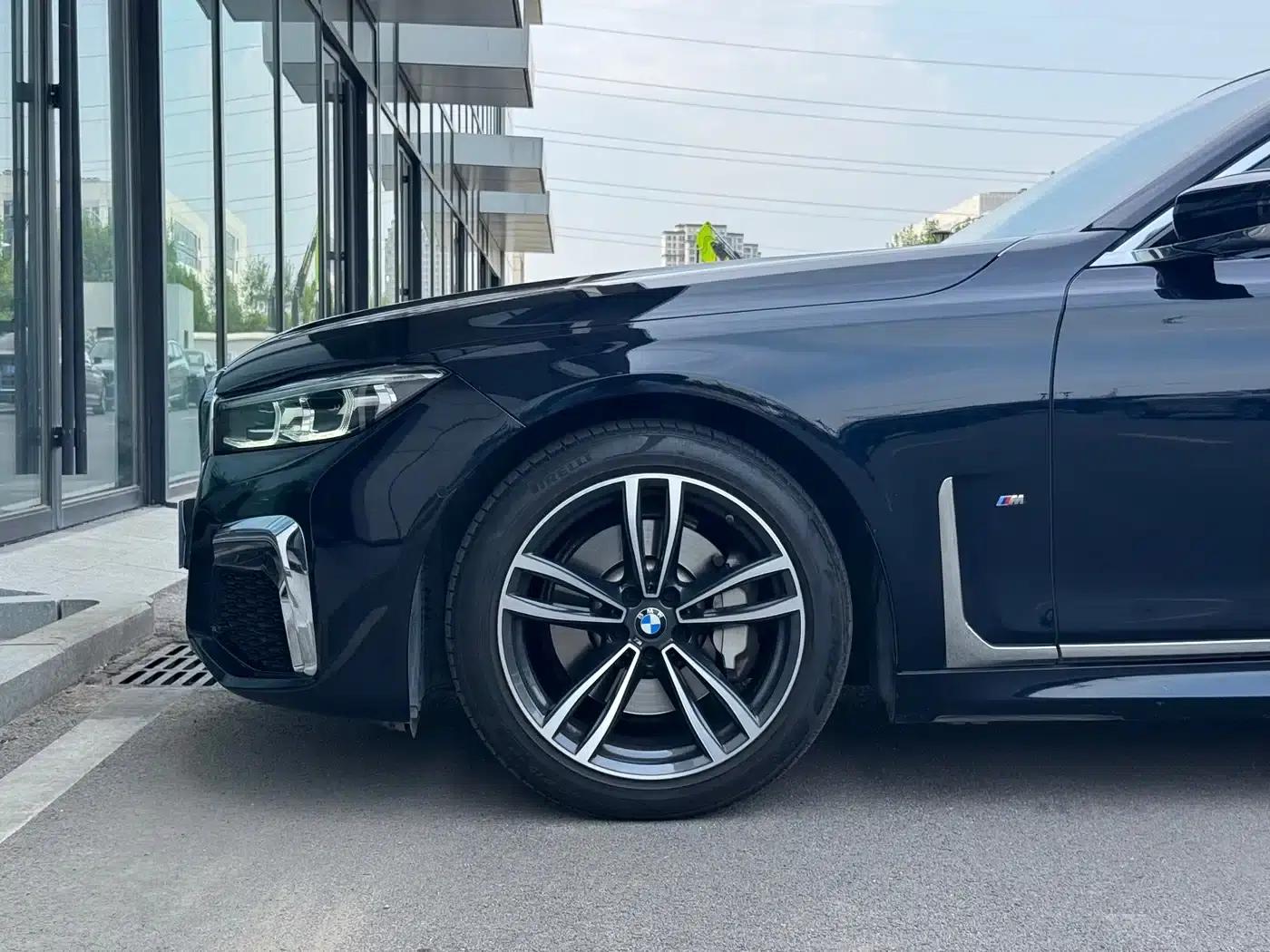 2019 BMW 7 Series Facelift 730Li M Sport Package — миниатюра 5