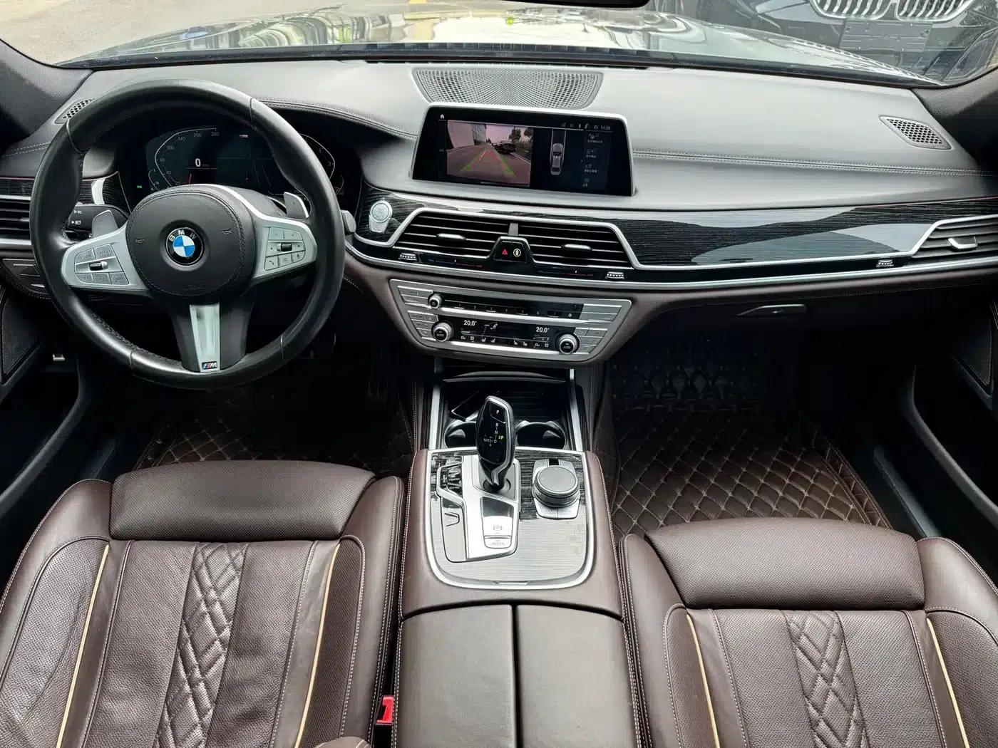 2019 BMW 7 Series Facelift 730Li M Sport Package — миниатюра 9