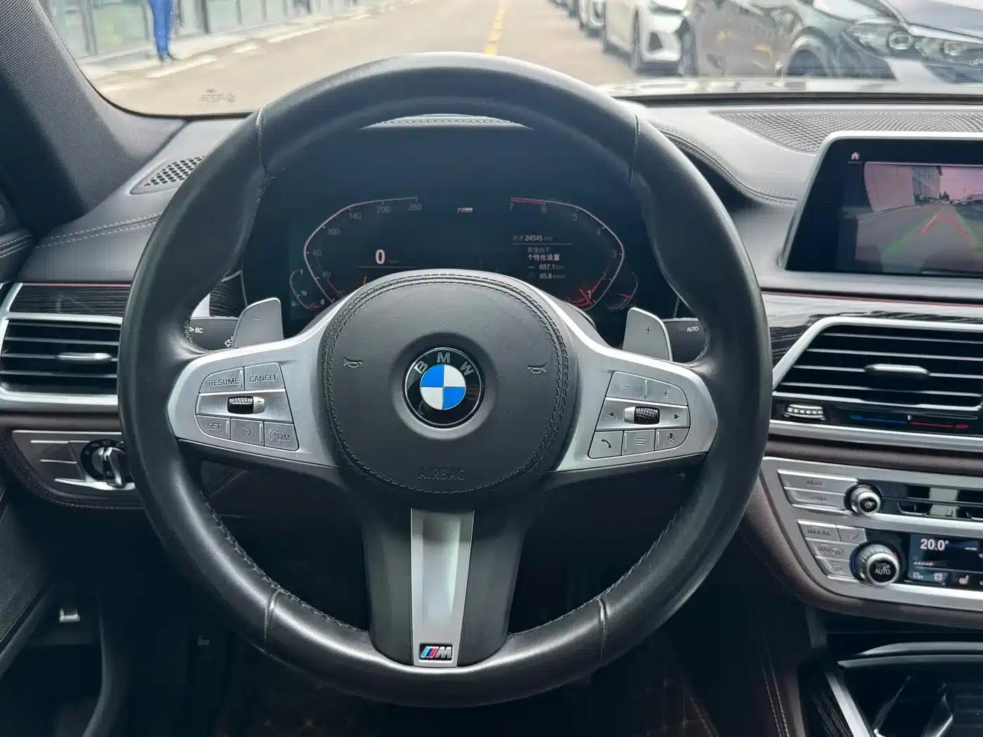 2019 BMW 7 Series Facelift 730Li M Sport Package — миниатюра 10