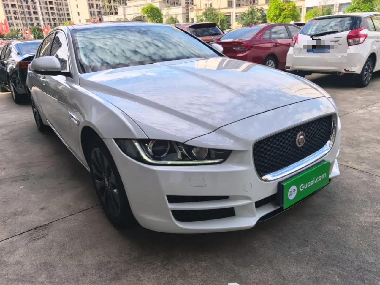 Jaguar XEL 2019 2.0T 200 PS Elite Edition — миниатюра 3
