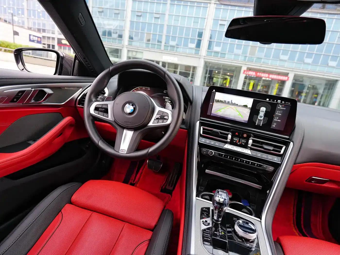 2022 BMW 8 Series 840i Coupe M Sport Package — миниатюра 10